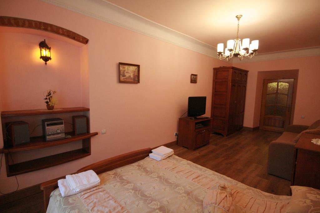 Historical Centre Apartments Lviv Ngoại thất bức ảnh