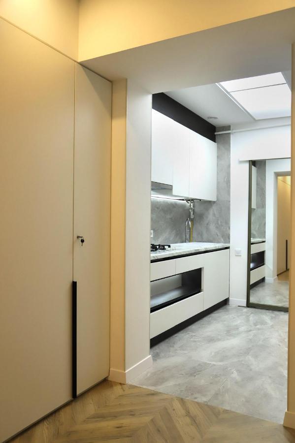 Historical Centre Apartments Lviv Ngoại thất bức ảnh